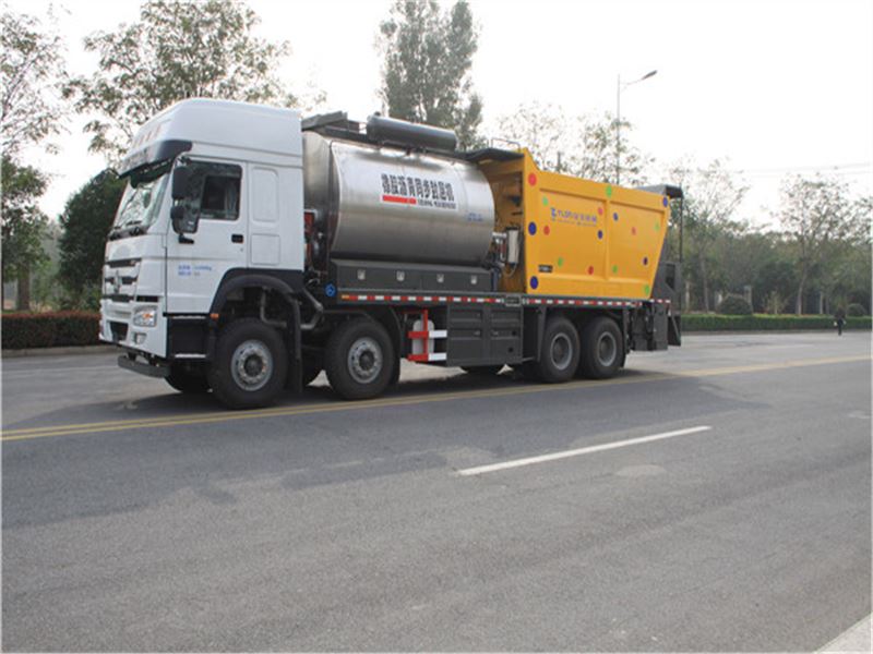 河南碎石封層車-道路養(yǎng)護神器 